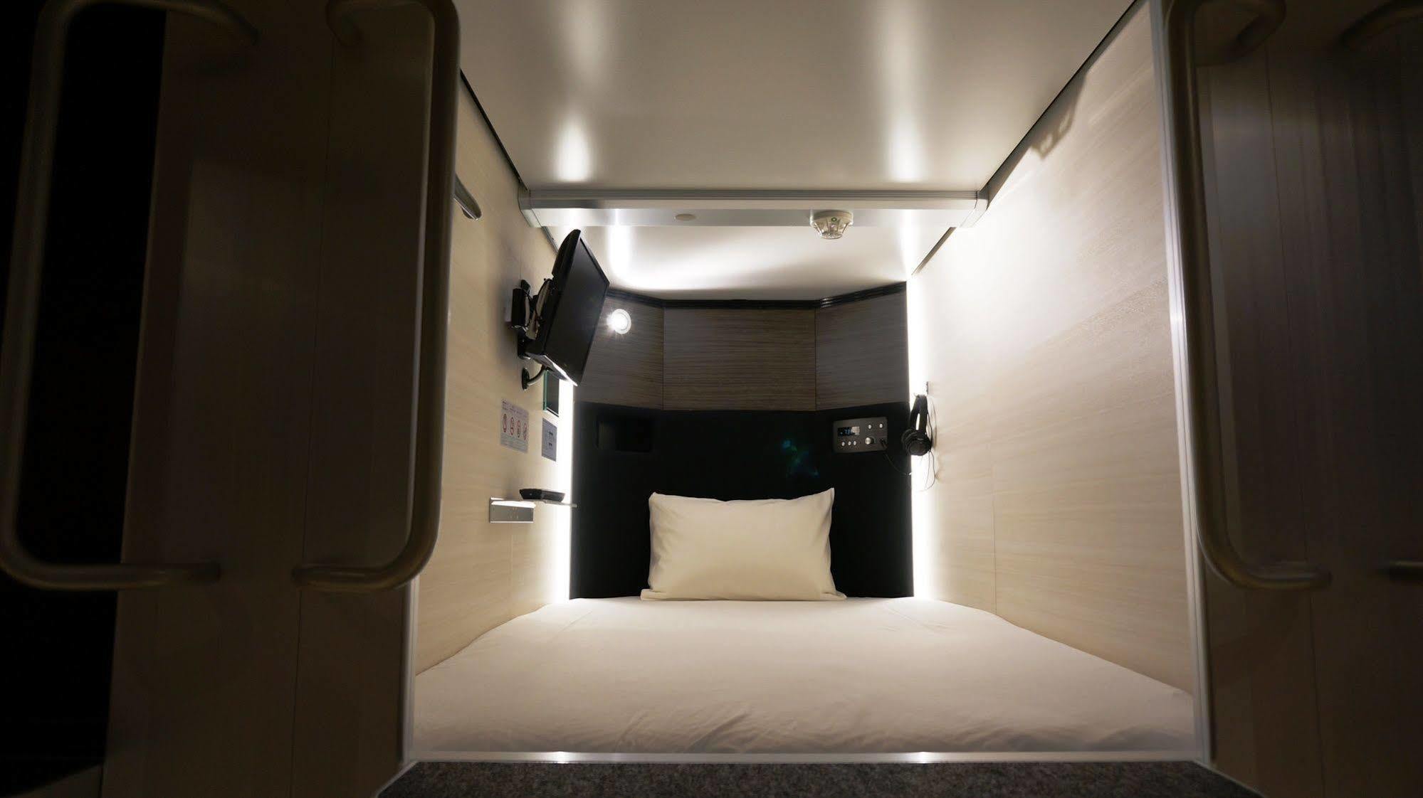 Akihabara Bay Hotel Токіо Екстер'єр фото